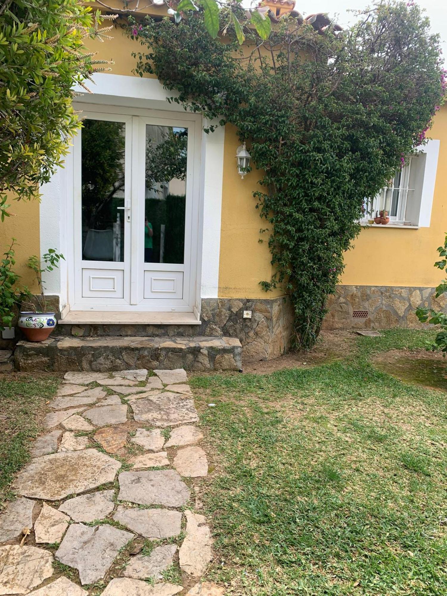 House With Garden At Oliva Nova Golf & Beach Resort Les Deveses Eksteriør bilde