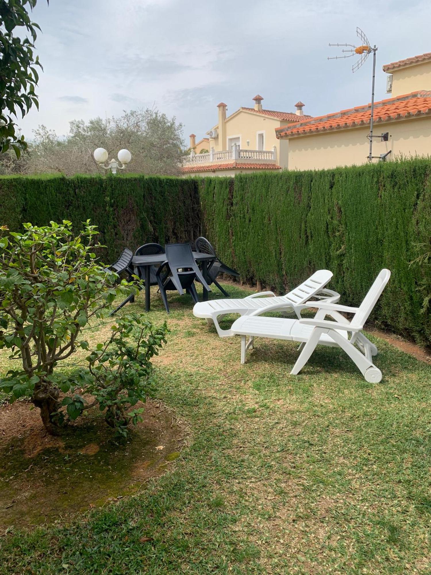 House With Garden At Oliva Nova Golf & Beach Resort Les Deveses Eksteriør bilde